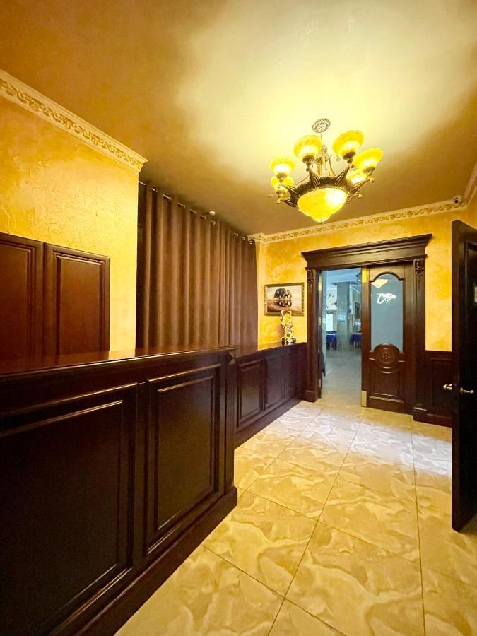 Hotel Kiev Lomakin Extérieur photo