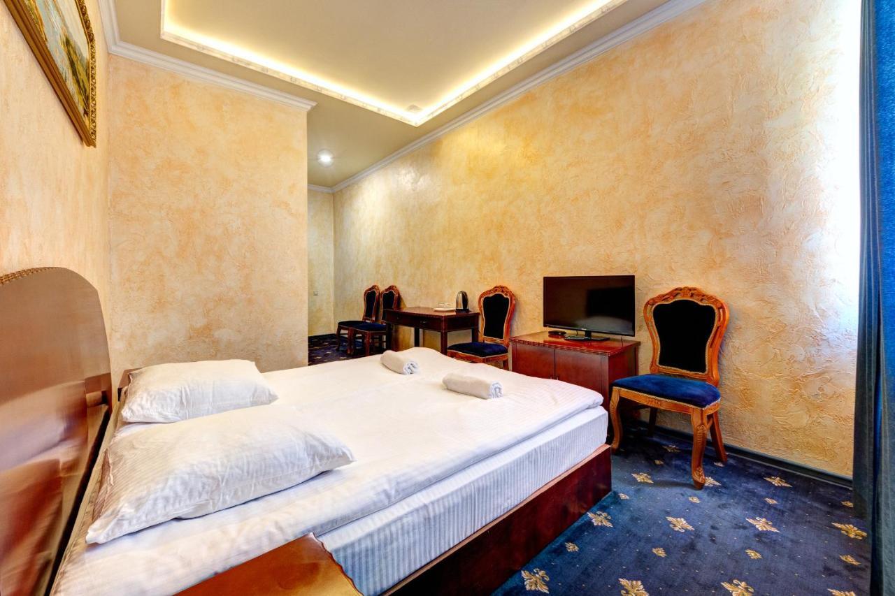 Hotel Kiev Lomakin Extérieur photo
