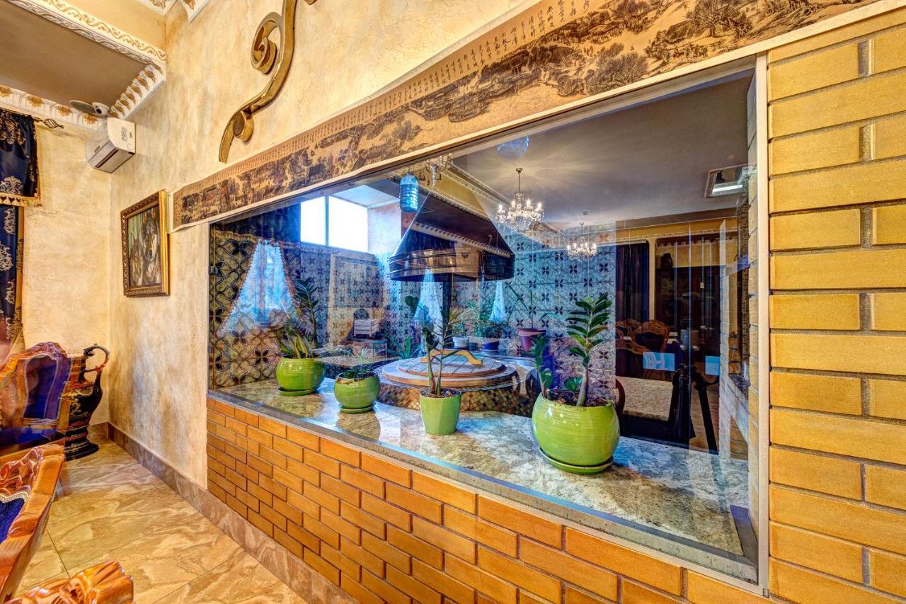 Hotel Kiev Lomakin Extérieur photo
